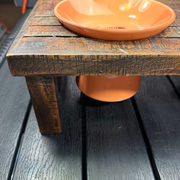 Rustic Wood Elevated Pet Feeder Farmhouse Country Style Cat Dog Feeder 17x8x6 - Picture 9 of 15